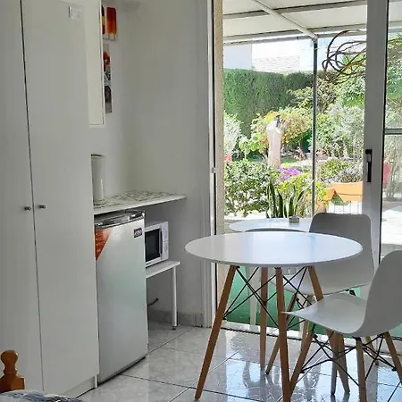 Independent Bedroom With Private Wc+shower Pensionat *